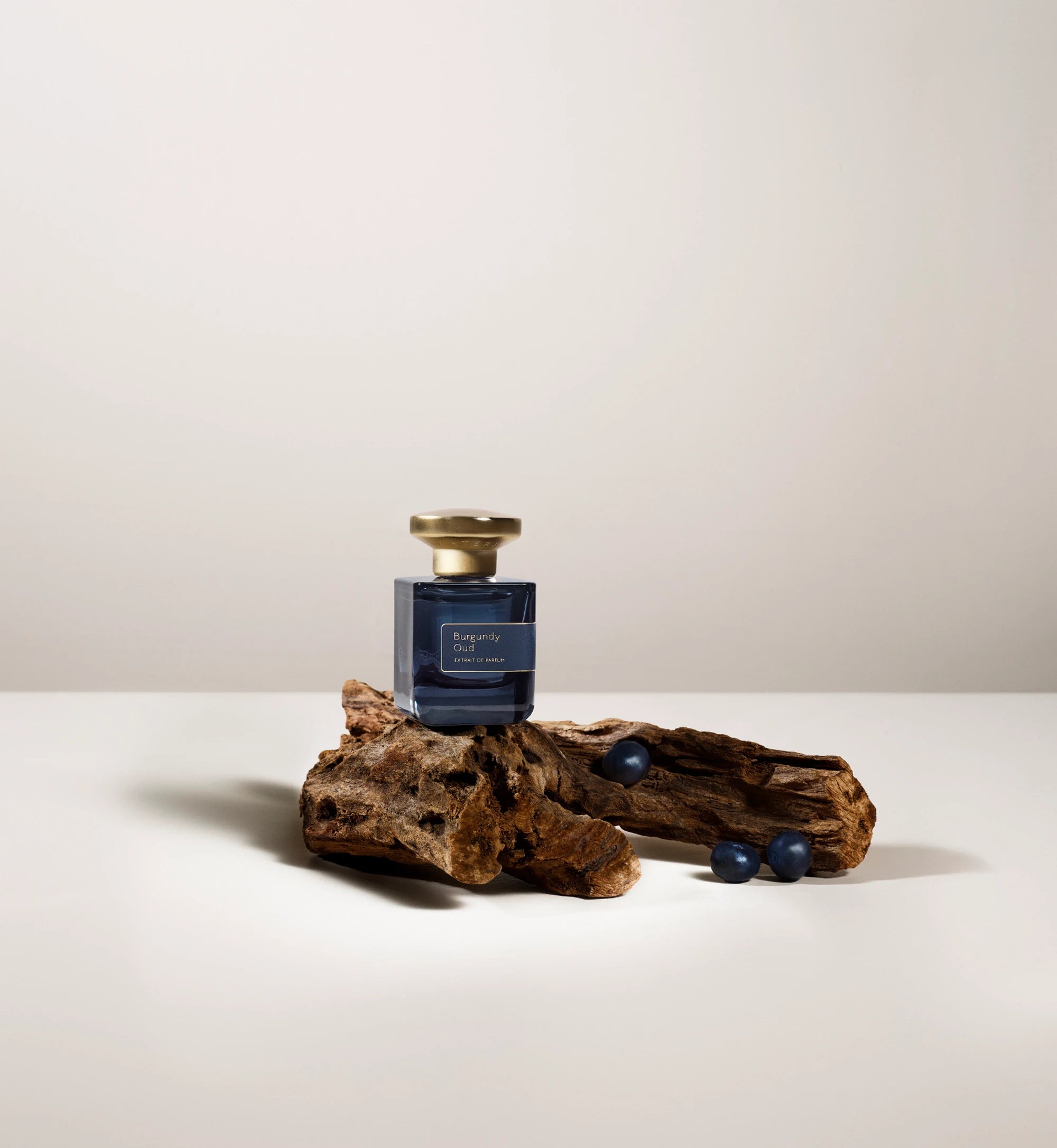 Burgundy Oud - Woody, Fruity Unisex Perfume | Atelier Materi Burgundy Oud - Woody, Fruity Unisex Perfume | Atelier Materi